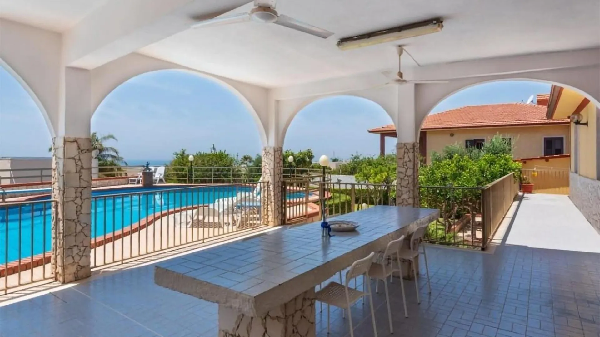 Cozy Home In Marina Di Ragusa With Kitchenette Holiday home